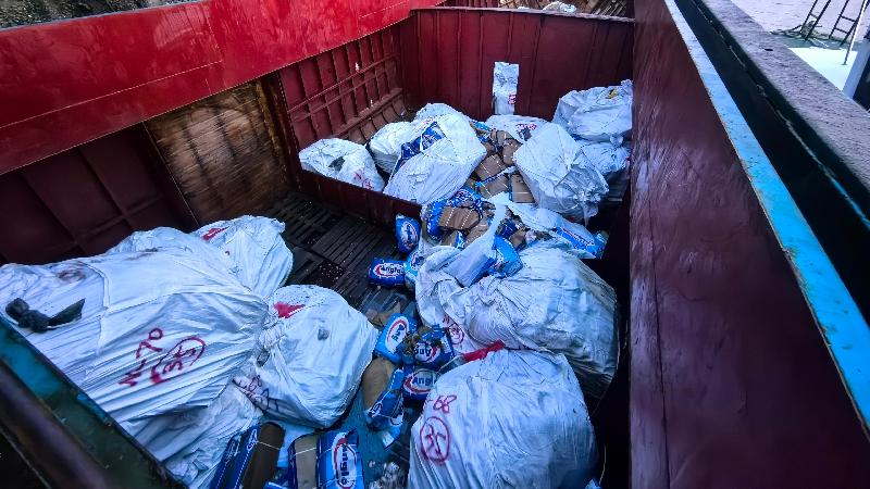 26人当场被抓！案值超700万元！浙江温州海警查获一起涉嫌走私冻品案