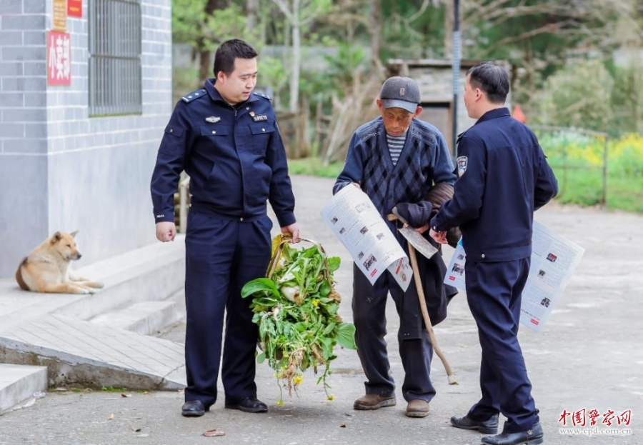 井冈山市公安局茨坪派出所：红土圣地的“红军传人”