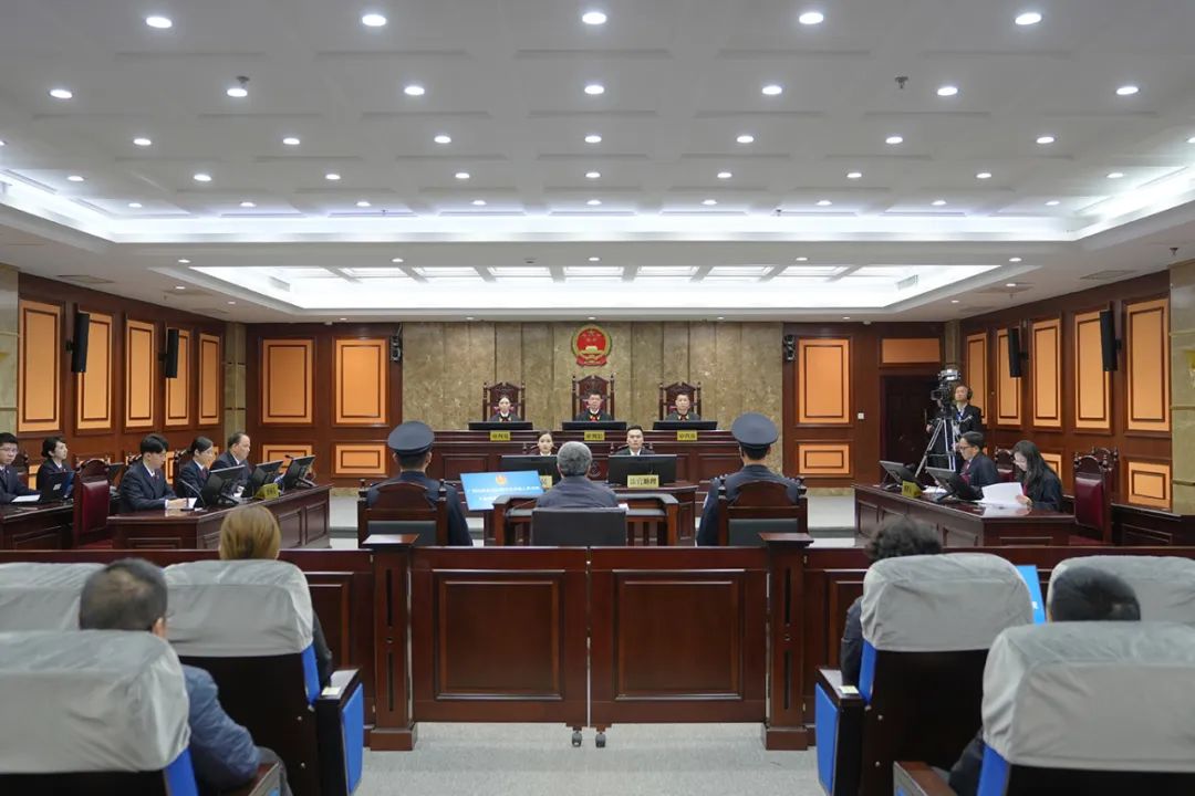 非法收受财物2.61亿余元!韩勇受贿案一审开庭