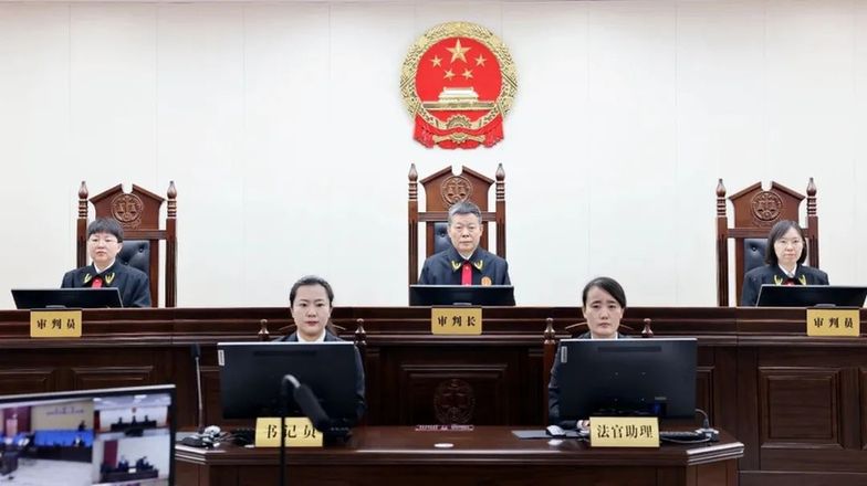 山东威海技师学院原党委书记隋永华受贿、行贿案一审被判9年半