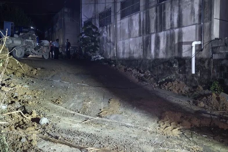 从“添堵小屋”到“畅通巷陌”——兰陵法院“十度执行”续写“六尺巷”故事