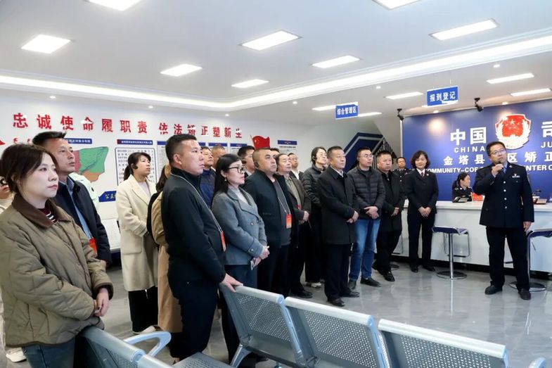 甘肃:邀请人大代表、政协委员探寻刑事执行检察 守护司法公正“最后一公里”