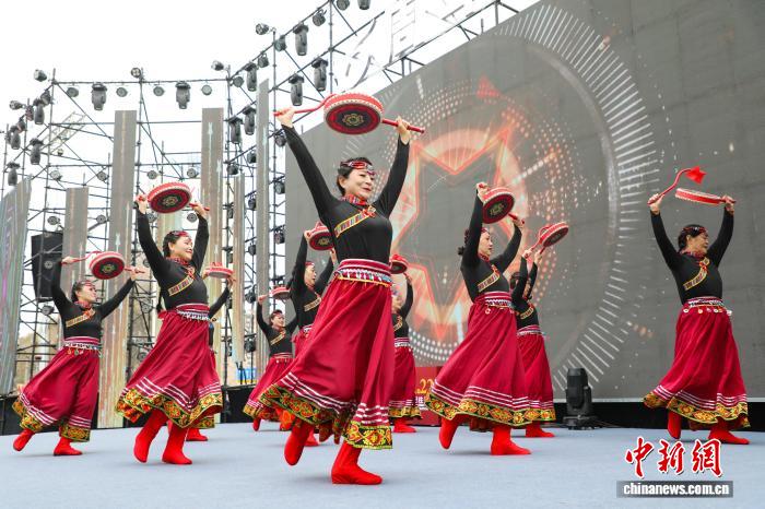 新修订《青海省老年人权益保障条例》自12月1日起施行 新增子女陪护假