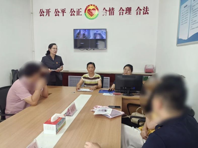 快递弄丢毕业证引纠纷 “法院+综治中心”高效化解