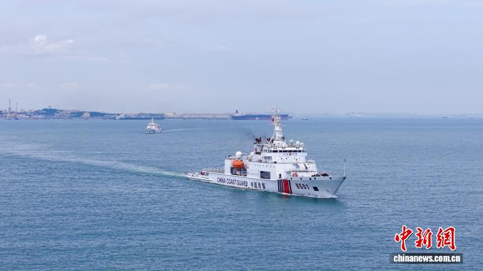 中国海警舰艇编队赴北太平洋开展公海渔业执法巡航