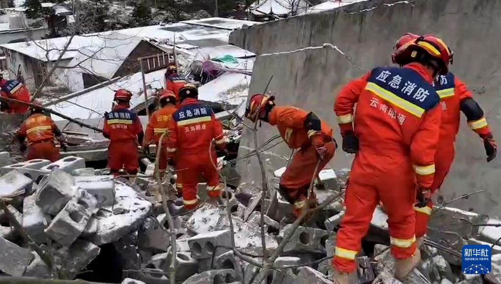 云南镇雄县凉水村发生山体滑坡 初步核实18户47人失联