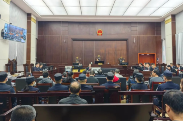 广西平桂区法院联手重拳打击制假犯罪行为 广西平桂区法院联手重拳打击制假犯罪行为