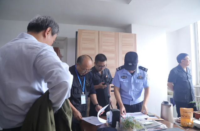 以法治“活水”润泽营商“沃土” 以法治“活水”润泽营商“沃土”