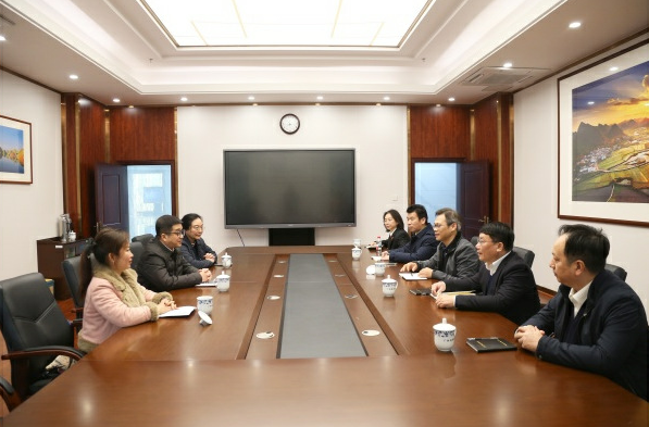 广西人大代表陈丽云：木棉映边关 监督促公正