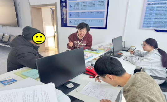 黑龙江省绥芬河市综治中心:全方位服务与高效调解的一天 黑龙江省绥芬河市综治中心:全方位服务与高效调解的一天